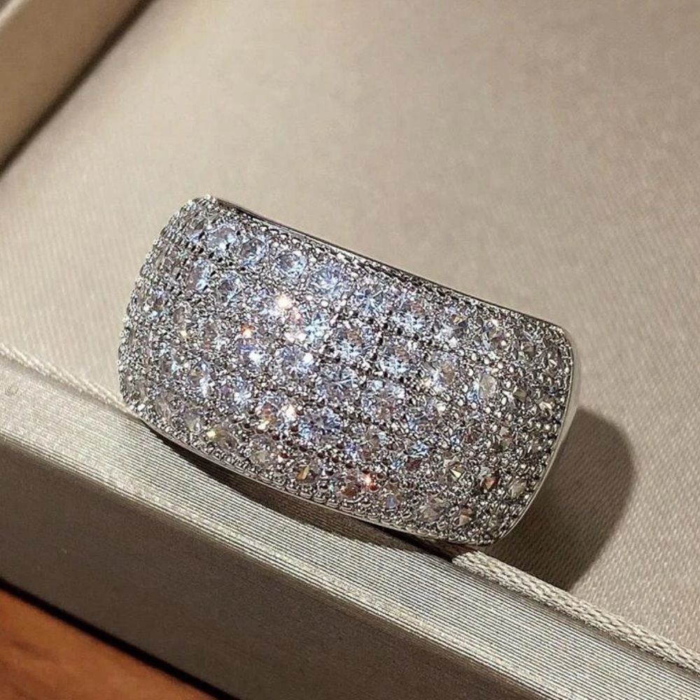 BRIDAL WEDDING ENGAGEMENT RING - Picture 5 of 6